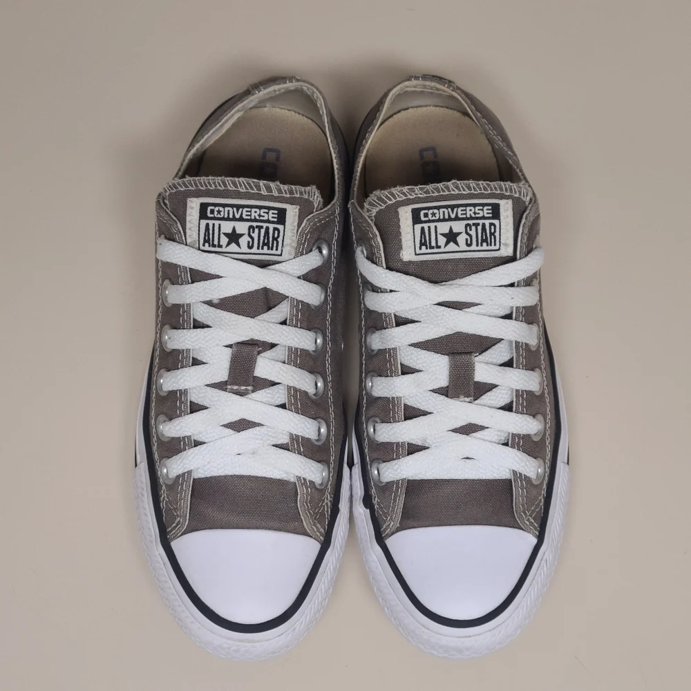 Converse CTAS low casual sneakers size 7 - Picture 4 of 9
